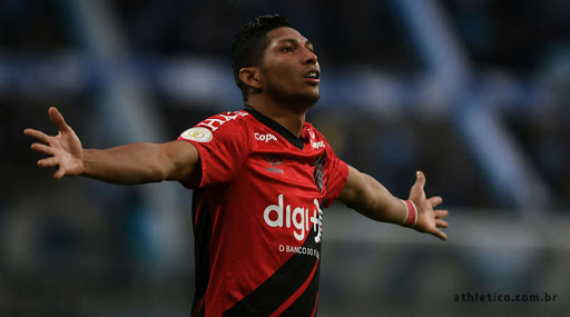 Em São Paulo, Rony se diz realizado no Palmeiras e revela conversa com Luxemburgo