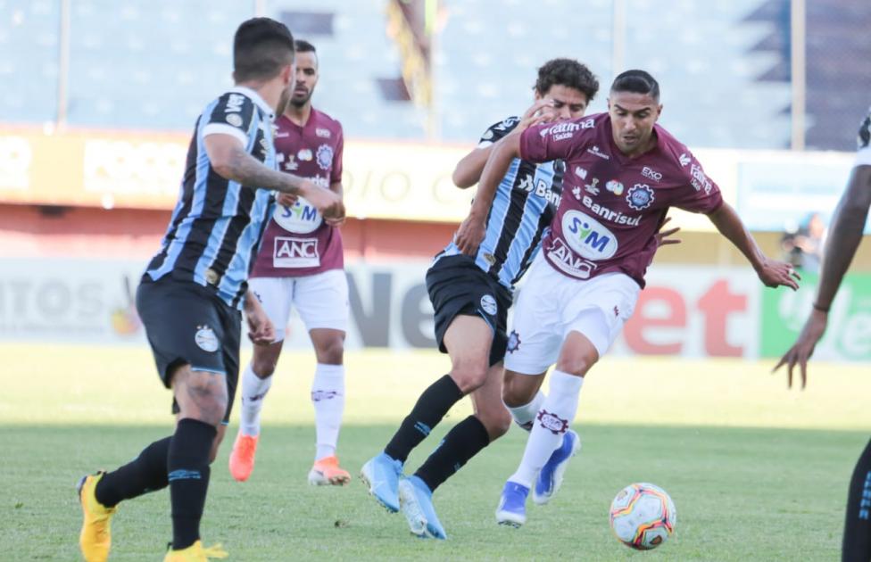 Caxias venceu o Grêmio no Centenário. Foto: Luiz Erbes