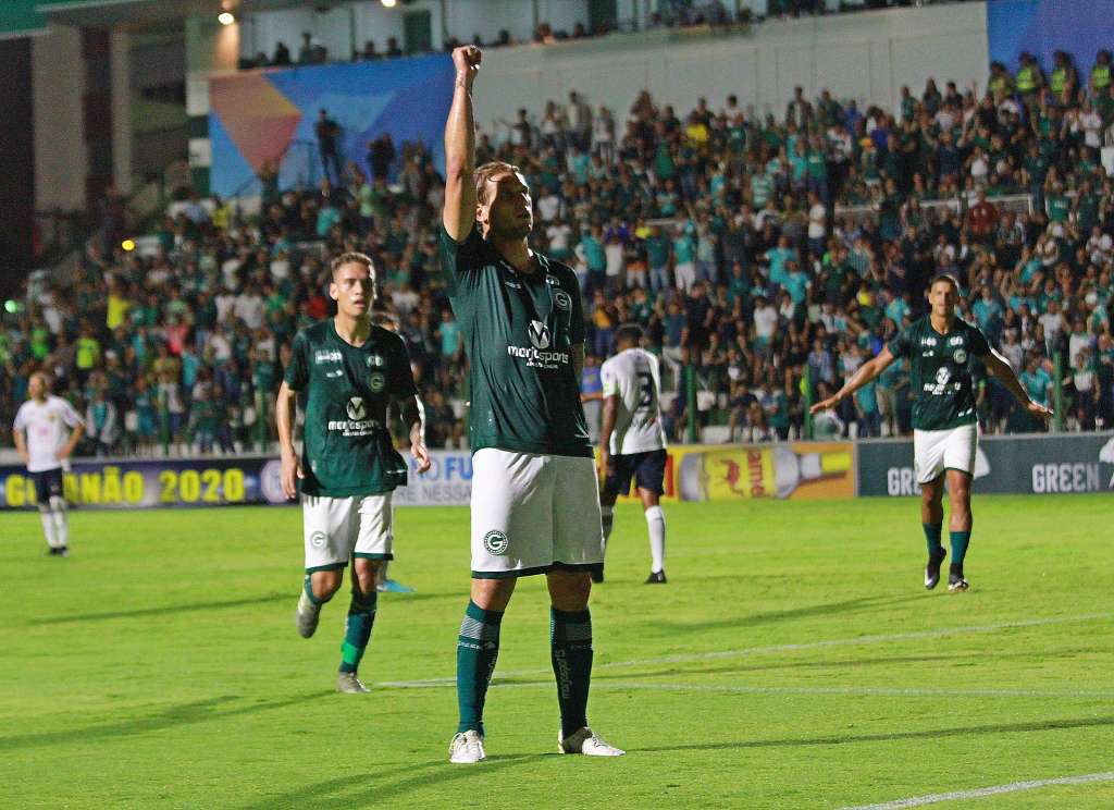 Rafael Moura marcou dois em vitória do Goiás (Foto: Reprodução/Goiás)