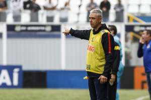 Paulistão: Tiago Nunes aponta influência do árbitro em derrota do Corinthians em Diadema