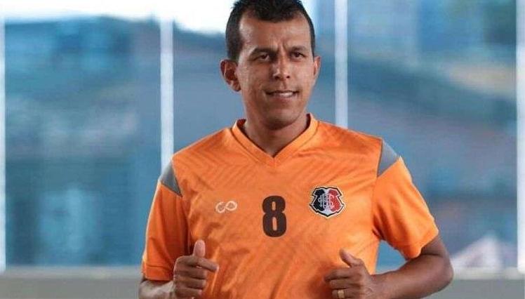 Copa NE: Meia quer triunfo do Santa Cruz diante do Frei Paulistano