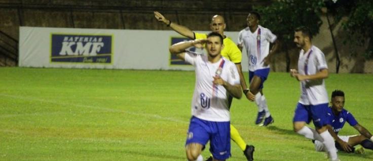 São Caetano 3 x 1 São Bento – Azulão vence, entra no G-8 e afunda rival na degola