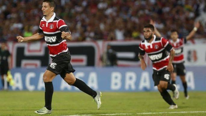 Pernambucano: Santa Cruz é condenado a pagar R$ 1,3 milhão para indenizar atacante