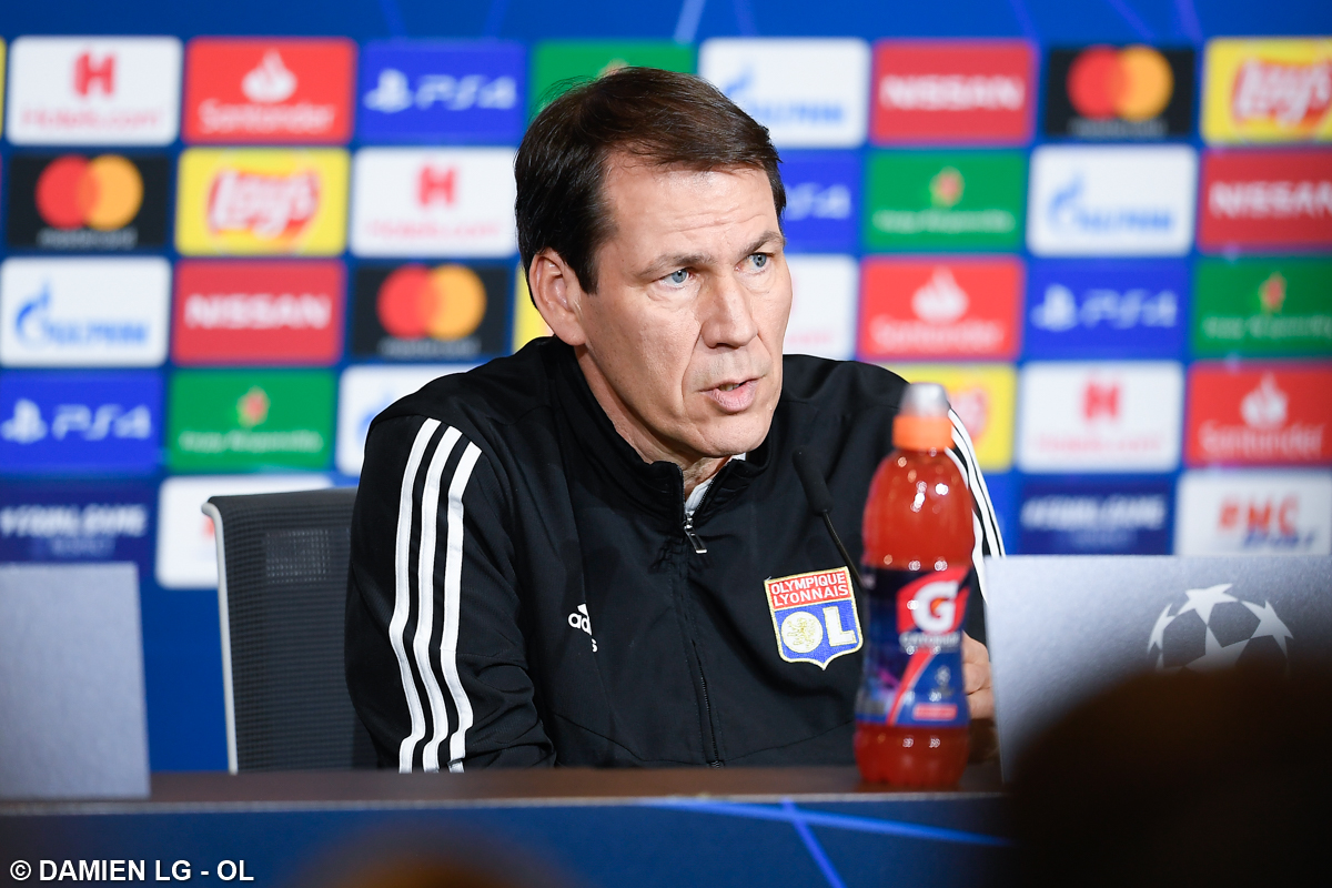 Treinador do Lyon garante que não tem plano especial para parar Cristiano Ronaldo