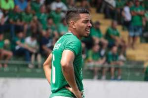 Exame aponta lesão no bíceps e lateral desfalca Guarani no Paulistão