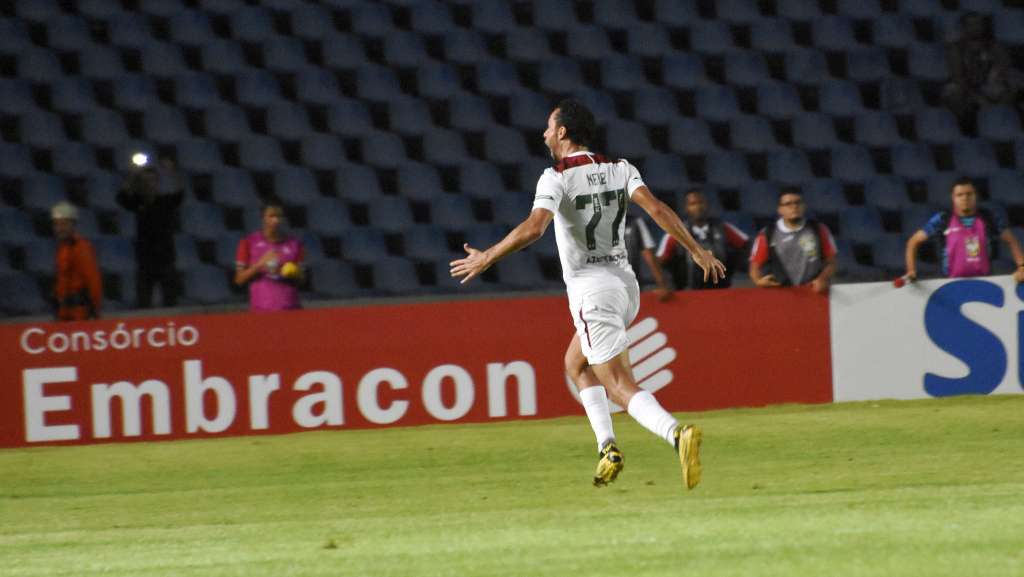 Nenê e Wellington Silva comemoram classificação do Fluminense na Copa do Brasil, mas pedem mais atenção no início do jogo