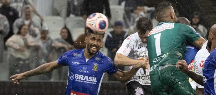 Após novo tropeço, Tiago Nunes elogia produção ofensiva do Corinthians