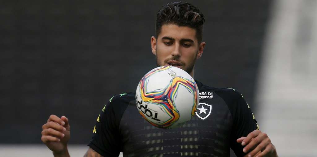 Pedro Raul entrou em polêmica nesta quarta-feira