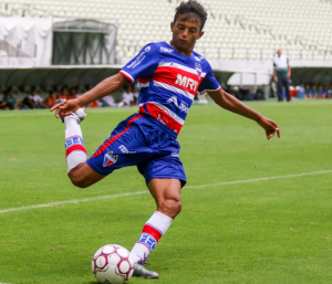 Segundona: São José contrata artilheiro da base do Fortaleza e oficializa ex-Marília
