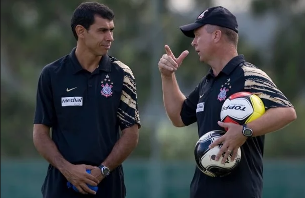 Ex-técnicos do Corinthians são os preferidos do Atlético-MG para o lugar de Dudamel