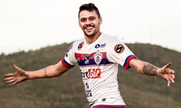 Paulista A3: Marília apresenta atacante que disputava o Campeonato Paranaense