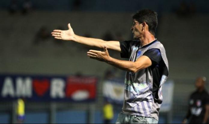 Amazonense: São Raimundo demite técnico e novo nome surge nos bastidores