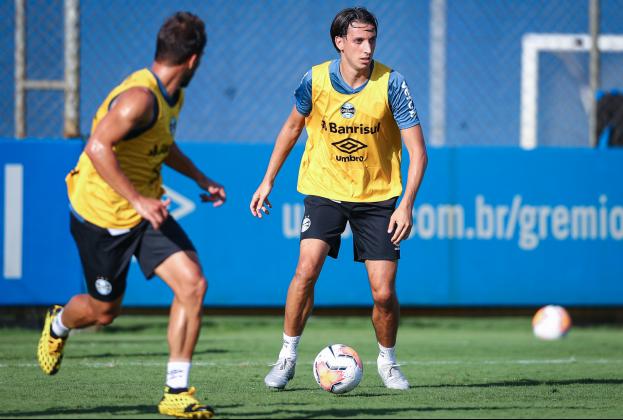 Pela 1.ª vez titular, Caio Henrique espera dar resposta à torcida do Grêmio