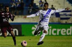 Paulista A2: Sem três titulares, Taubaté visita a vice-líder Portuguesa Santista