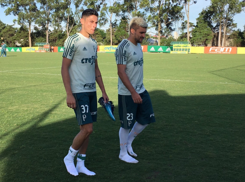 São Paulo demonstra interesse por lateral encostado no Palmeiras