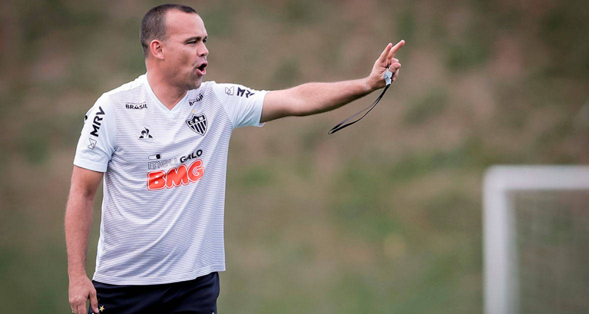 Presidente do Atlético-MG cita ‘equívocos e exageros’ para demitir Dudamel