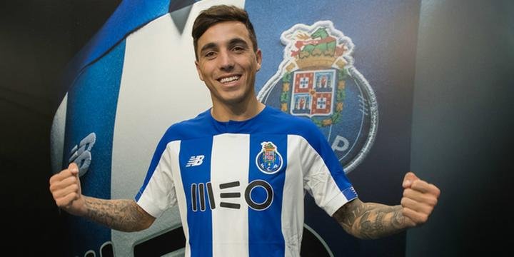 Gaúcho: Inter anuncia contratação de lateral-direito argentino do Porto
