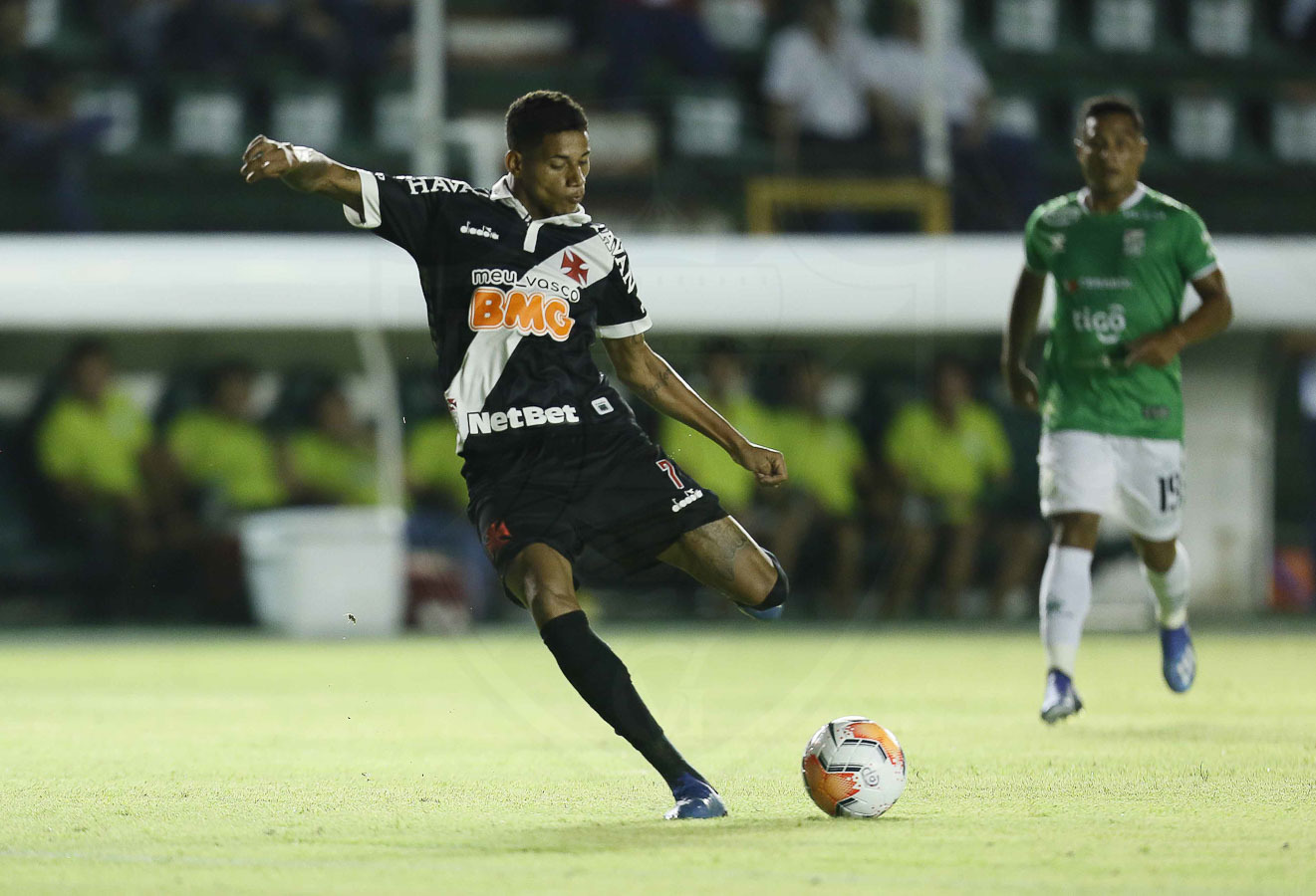 Carioca: Após avançar em duas competições, Vasco estreia na Taça Rio contra o Resende