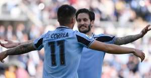 ITALIANO: Lazio vence a quinta seguida e assume a liderança