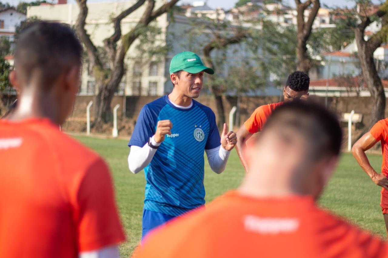 Paulistão: Após tropeço, técnico do Guarani não polemiza sobre salários atrasados