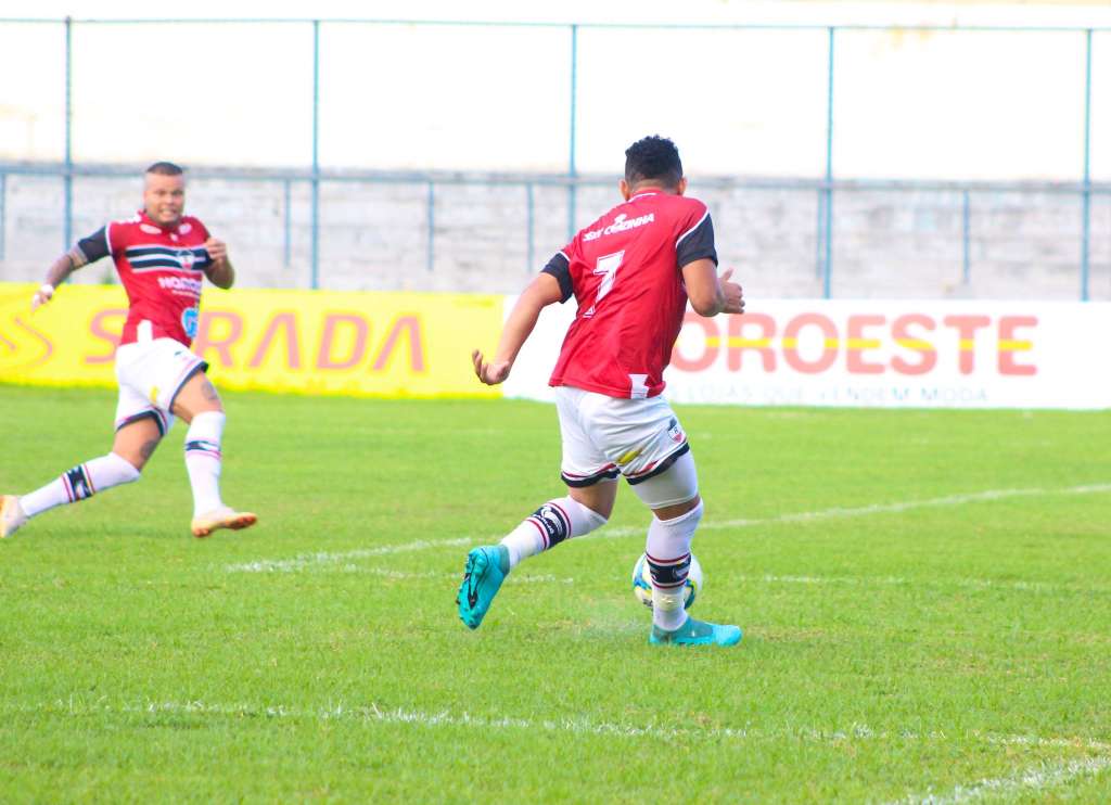 River-PI empata em jogo atrasado e segue 'flertando' com o Z2
