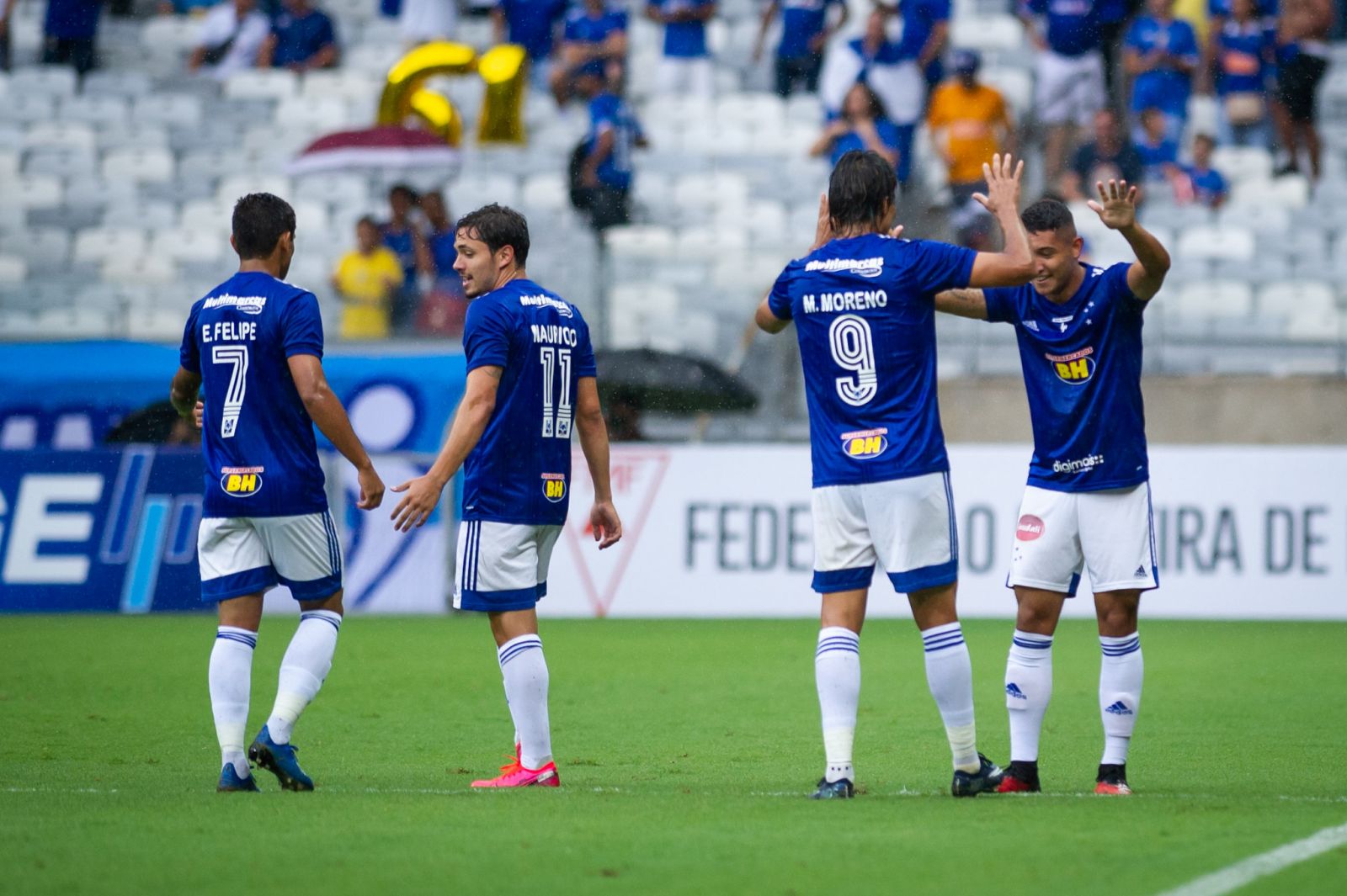 MINEIRO: Fábio pega pênalti no fim e Cruzeiro vence Uberlândia no Mineirão