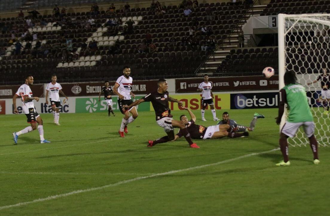 Ferroviária 1 x 0 Botafogo – Locomotiva respira e afunda (ainda mais) rival