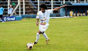 Paulista A2: Meia destaca setor ofensivo do Monte Azul no estadual