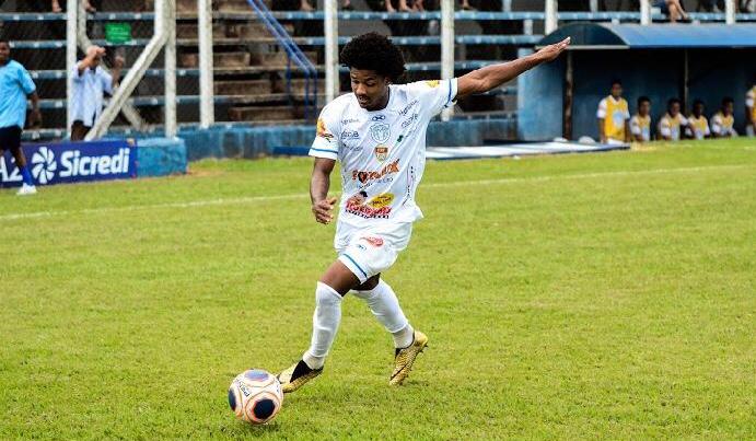 Paulista A2: Meia destaca setor ofensivo do Monte Azul no estadual
