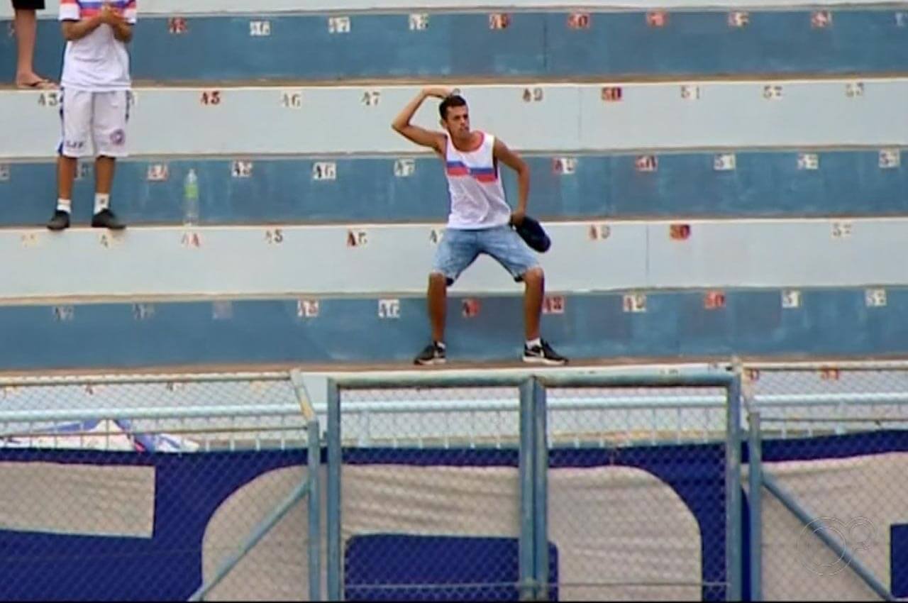 Penapolense pega punição mínima após torcedor imitar ‘macaco’ contra Lusa