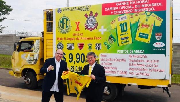 Ferraz e presidente Edson Emenergildo