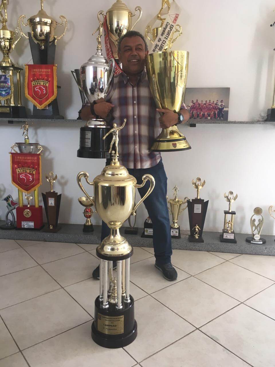 Time da Série A2 recontrata técnico, mas perde executivo de futebol