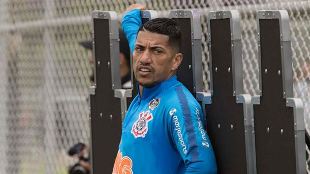 Paulistão: Ponte Preta negocia contratação de ídolo do Corinthians para 2020