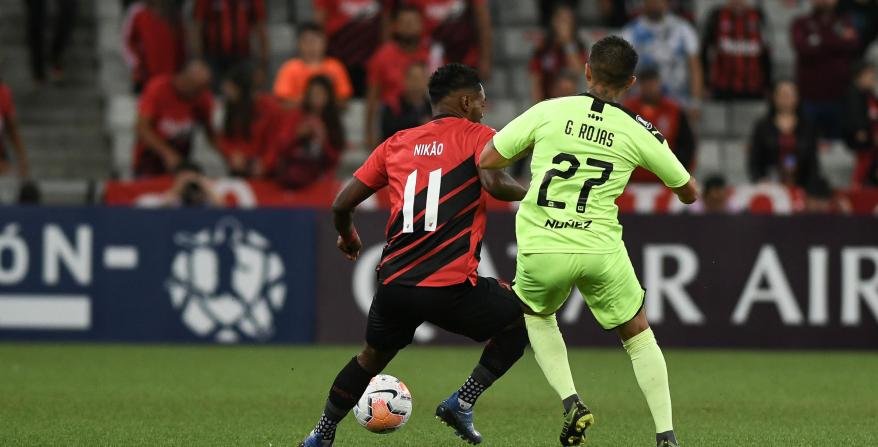 Nikão foi fundamental na vitória sobre o Peñarol (Foto: DIvulgação/CAP)