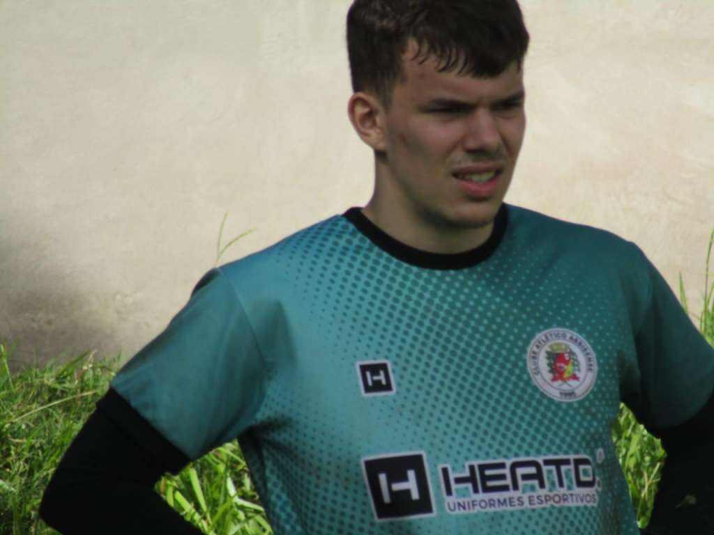 Liam Thompson é o primeiro jogador estrangeiro contratado pelo Assisense (Foto: Divulgação Assisense)