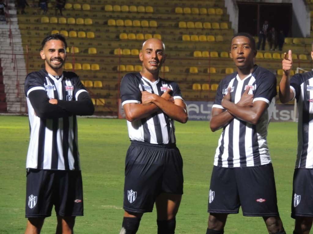 Grêmio Osasco 0 x 3 EC São Bernardo - Cachorrão cola nos líderes e afunda GEO 2 0002050454567 img