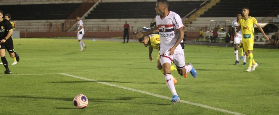 Gilson pede apoio da torcida contra o São Paulo: “que eles abracem nossa causa”