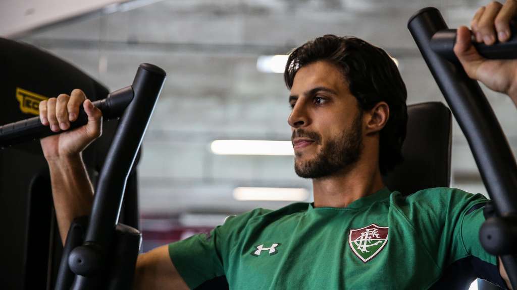  Hudson exalta boa fase de Nenê no Fluminense e quer time forte no Maracanã