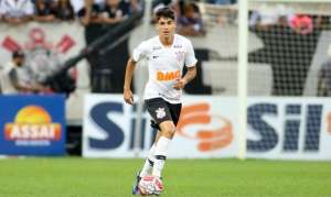 Paulistão: Com Éderson e Araos, Corinthians completa lista de inscritos