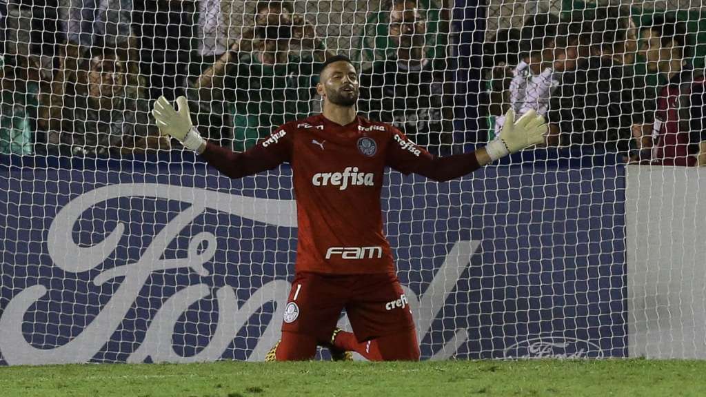 Weverton se colocou à disposição para defender o Palmeiras no final de semana