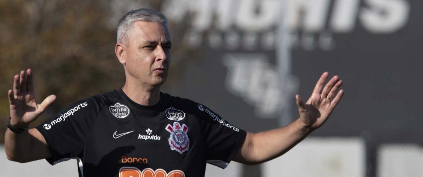 Rock ou bate-cabeça? (Foto: Daniel Augusto Jr. / Corinthians)