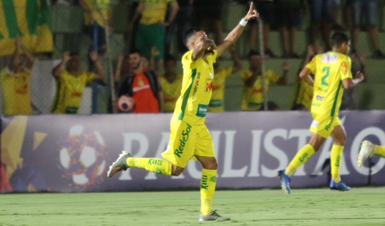 Paulistão: Com desfalque na lateral, Mirassol deve repetir formação contra o Santos