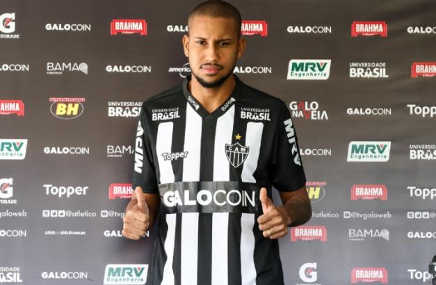Jornalista polemiza e chama jogador do Atlético-MG de “bosta”