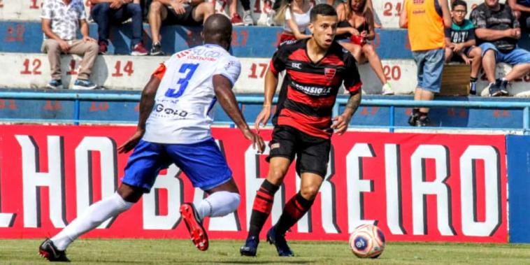 Oeste mostrou muita garra e venceu o líder. Foto: Jefferson Vieira