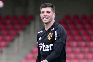 São Paulo tem apenas um titular relacionado para enfrentar o Botafogo-SP