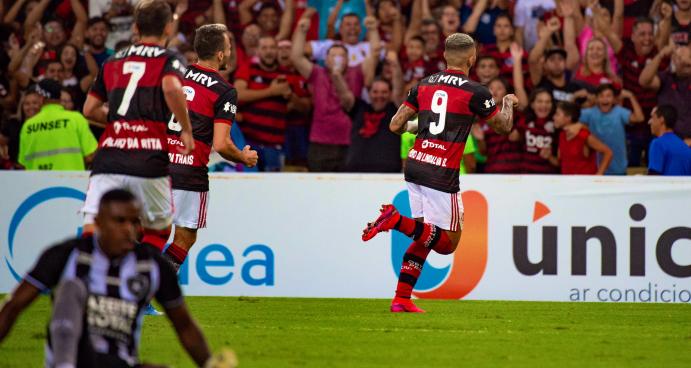 Gabigol marca mais um e perde pênalti