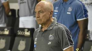 Jesualdo Ferreira elogia o Santos e aborda desentendimento entre Pituca e Soteldo