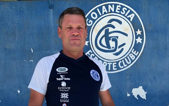 Goiano: Apesar da quarta colocação, diretoria do Goianésia demite treinador