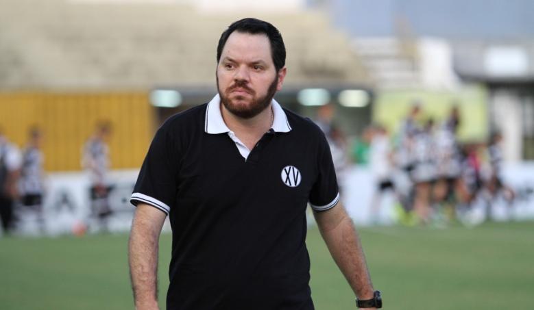 Tarcísio Pugliese chegou a dez jogos de invencibilidade com o XV (Foto: Elcio Fabretti)