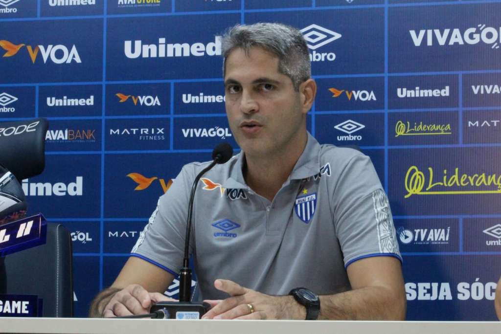 Rodrigo Santana acredita que o Avaí ainda precisa melhorar (Foto: Alceu Altherino/Avaí)